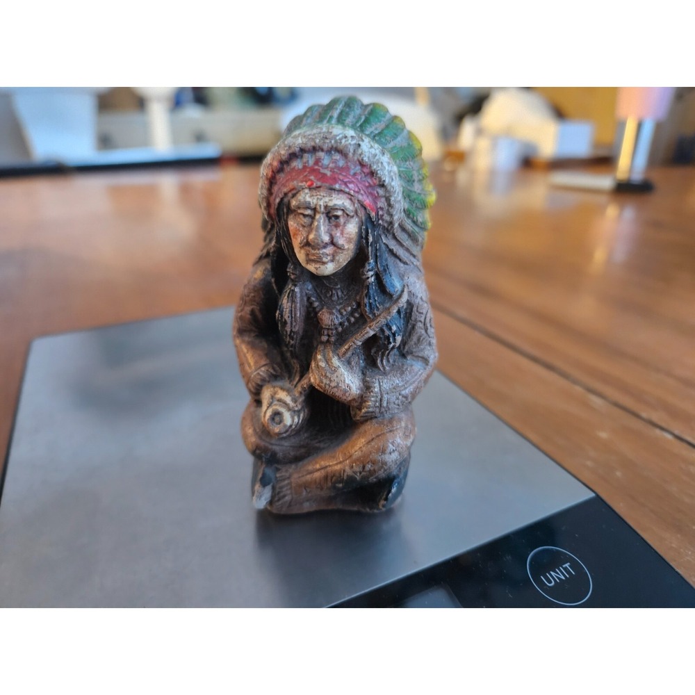 Detailed Primitive Mid Century Native American Chief W/Peace Pipe Figurine  3006